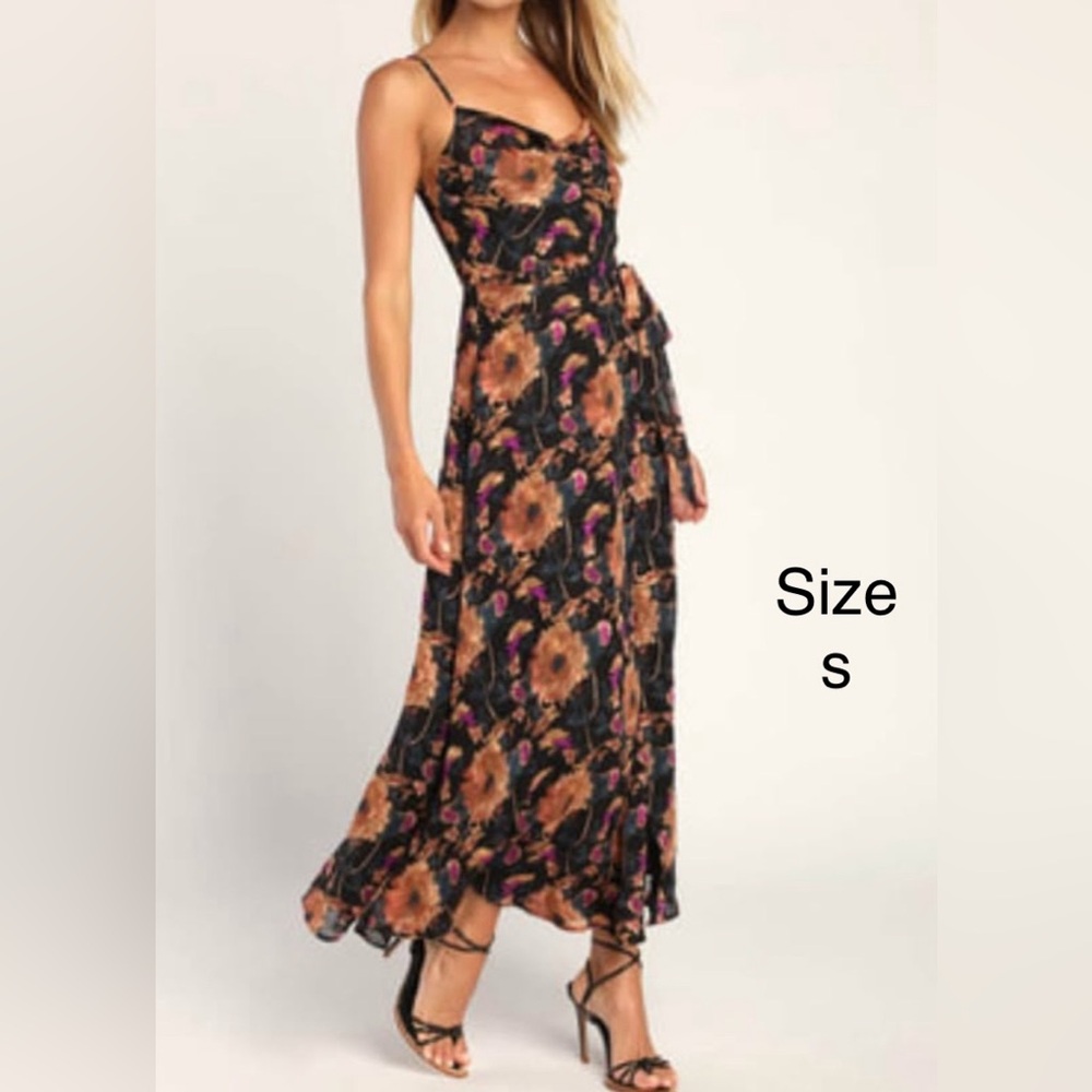 Lulu’s Floral Maxi Dress (Size S)